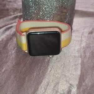 Rose gold apple watch series 3 42mm